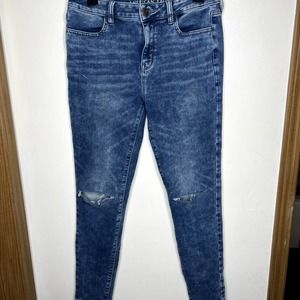 🩵🩵American Eagle High Rise Jegging Ripped Knee Super Stretch 10